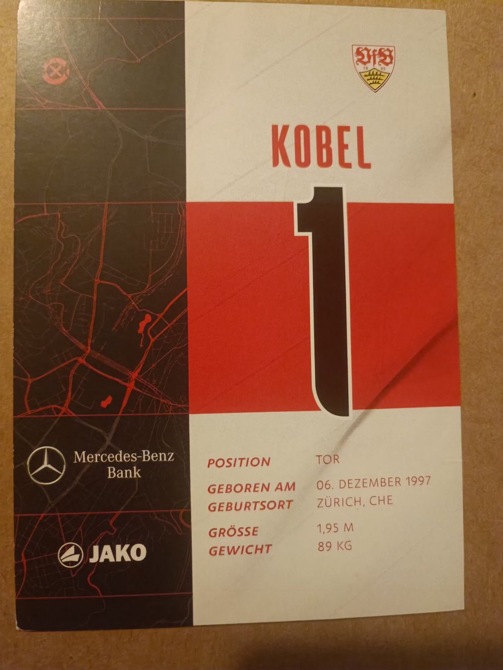 Autografi: Gregor Kobel - handsignierte VfB Stuttgart Autogrammkarte – Usato da Menziken venduto da Artographs 1