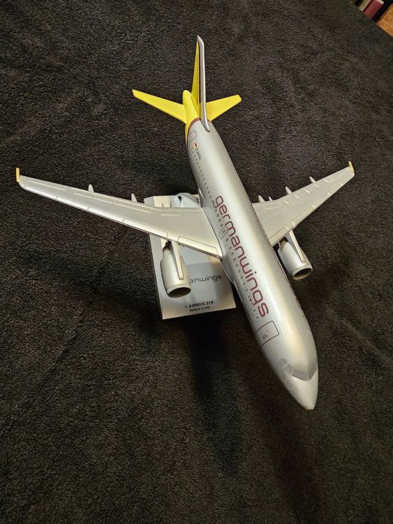 MD-11 American Plane Modell 1/300 - Sammler Flugzeug Modell