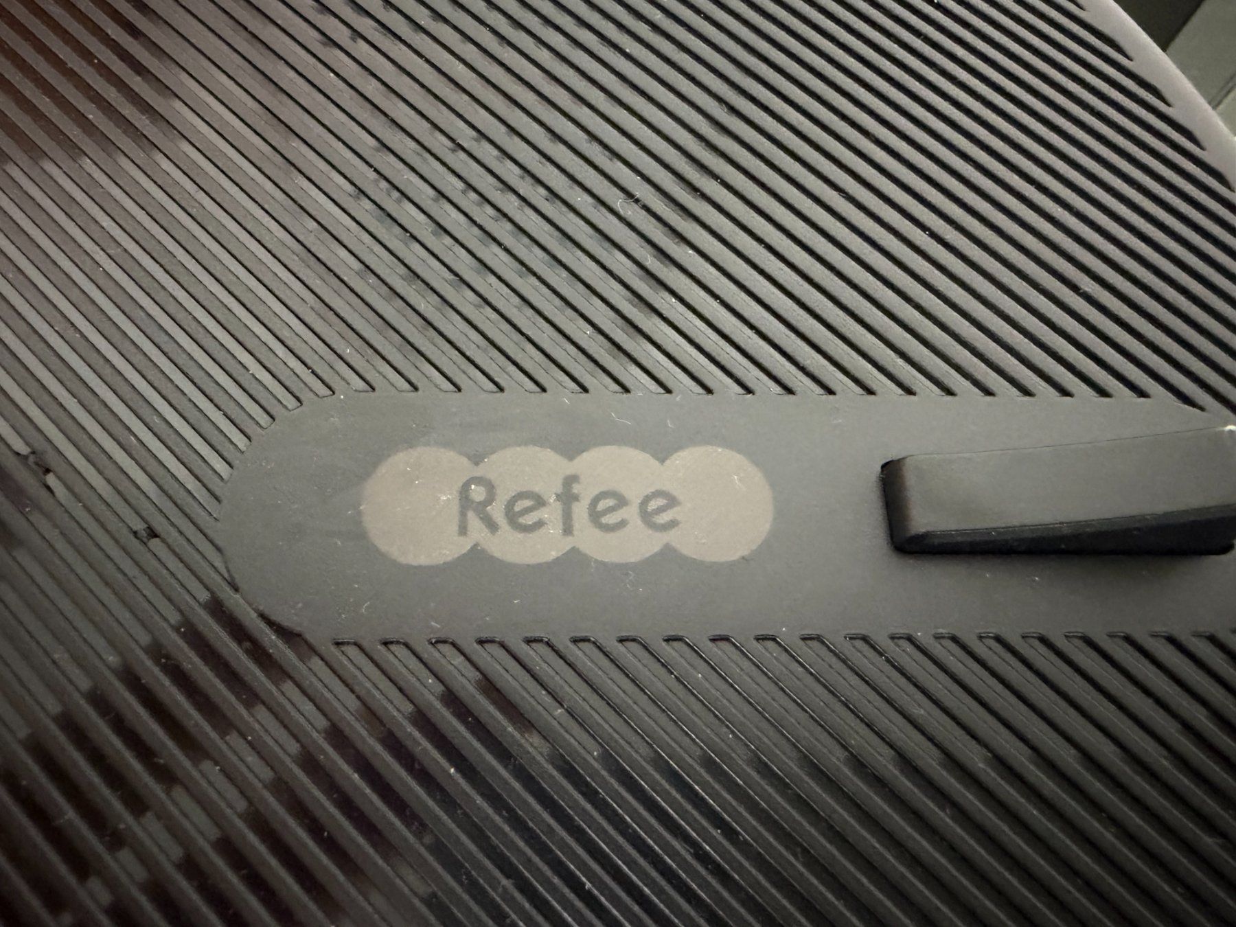 Vidéoprojecteurs: Videoprojektor Mini Marke Refee – Neuf (Voir description) à Galgenen par Crystaldisplay 2