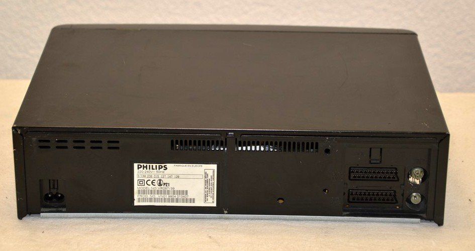 Philips Registratori: Videorecorder Philipa VR287 magnétoscope – Usato da Collonges venduto da arashee 2
