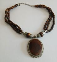 Schöne Damen - Kette aus Holz und Metall