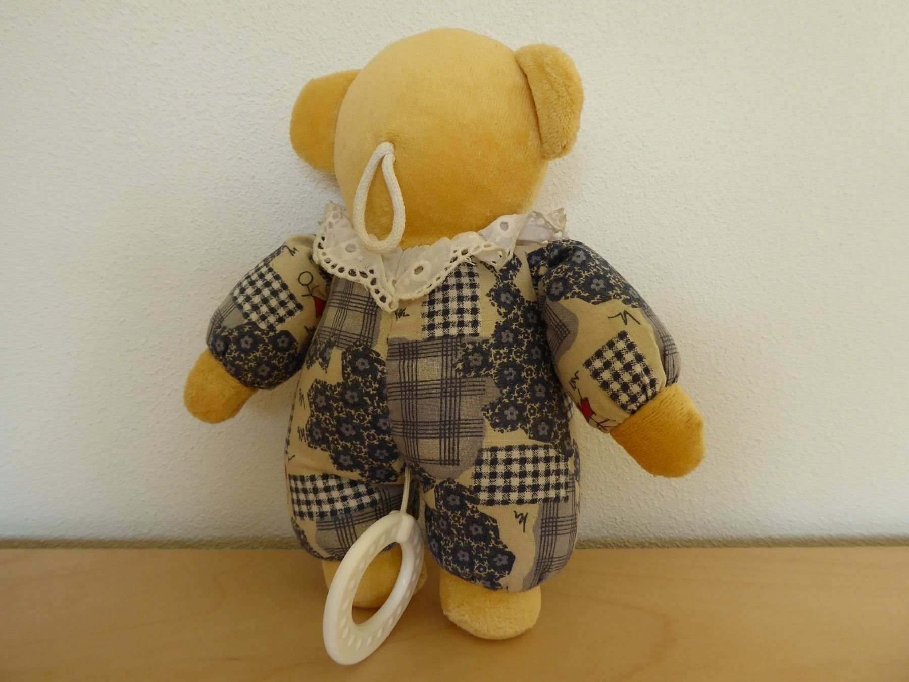 Giocattoli: Lustiger Plüsch Teddy Bär mit Spieldose – Usato da Turbenthal venduto da Nautop 1
