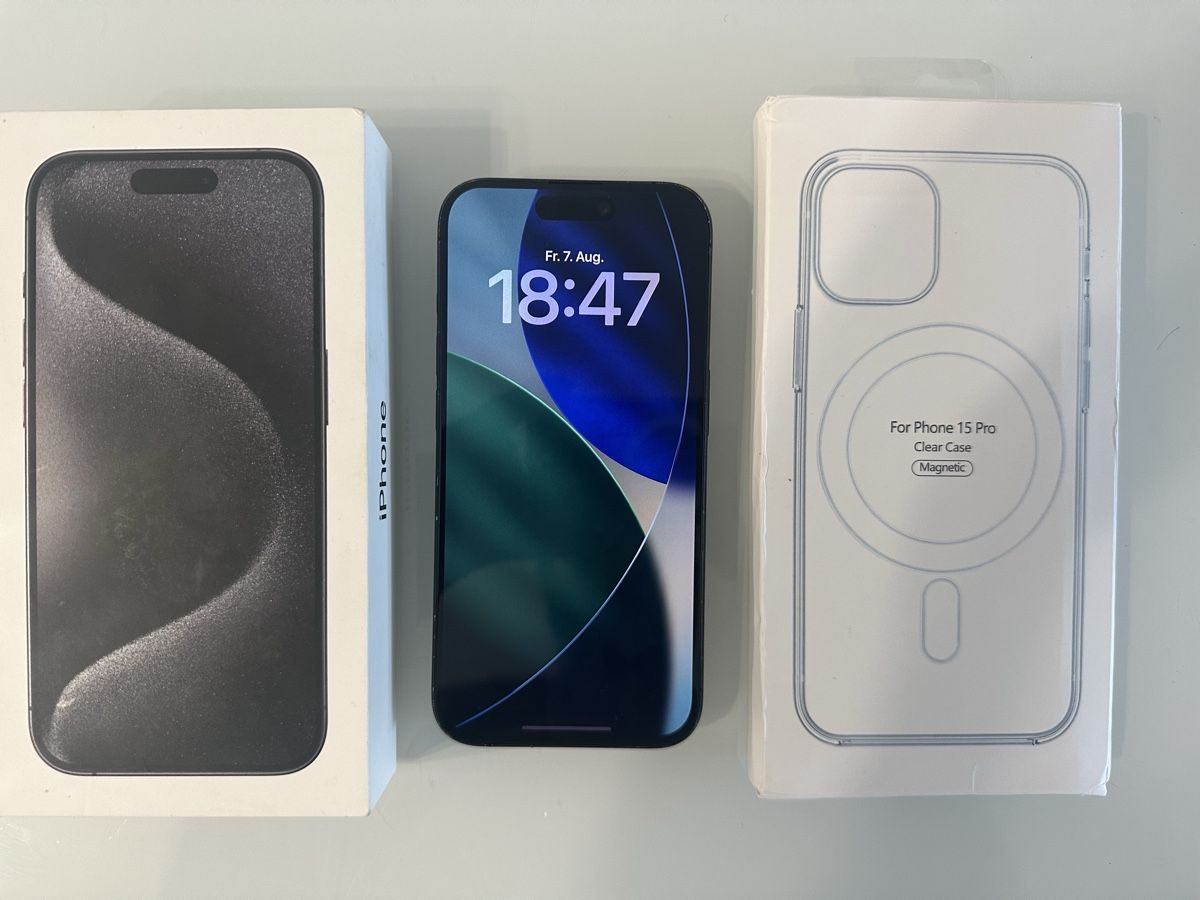 Apple Handys / Smartphones: Apple iPhone 15 Pro 512 GB Black Titanium – Gebraucht aus Ehrendingen von ile_pr79