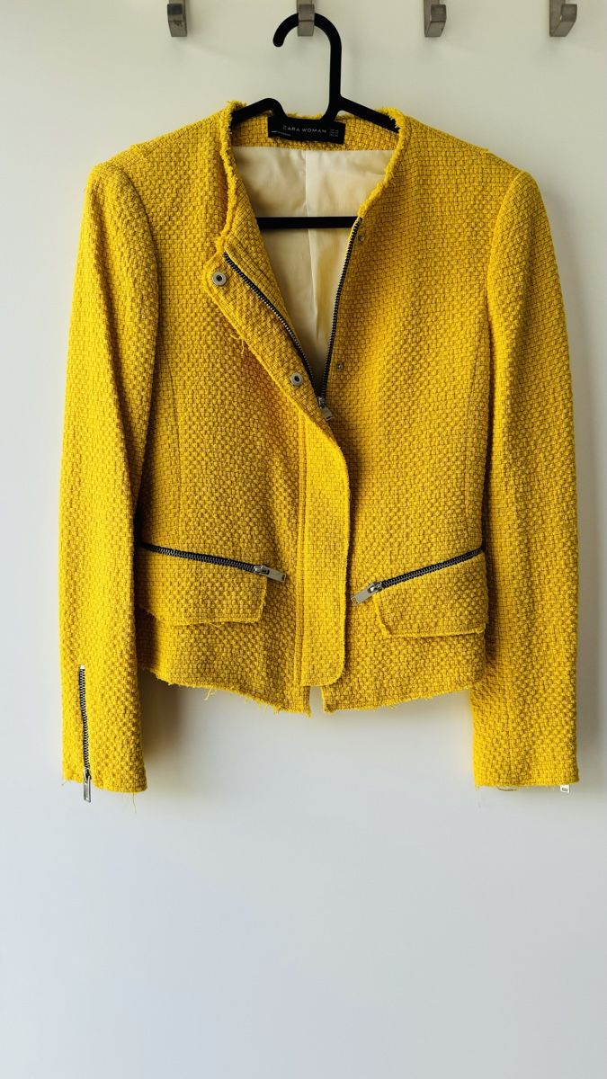 Zara Giacche: Veste Zara jaune tendance, style motard, taille XS – Usato da Lausanne venduto da Global.P