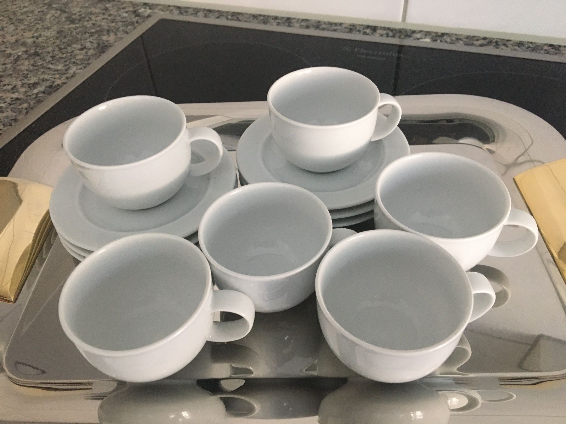 Set di piatti: Espresso Tassen mit Tablett – Usato da Kriens venduto da cha_5yhb 4