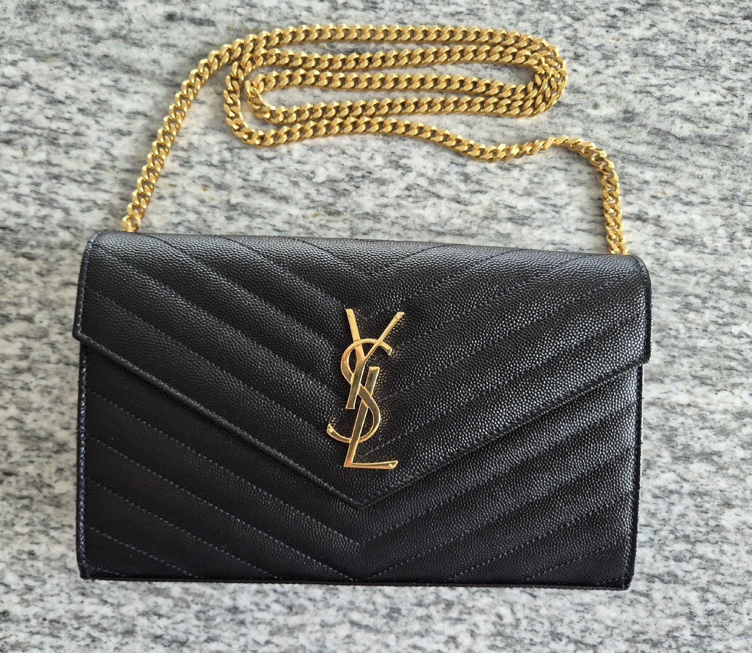 Saint Laurent Borse da donna: Sac Yves Saint Laurent, CASSANDRE CLASSIC – Nuovo (secondo la descrizione) da Pieterlen venduto da __Raphael__ 1