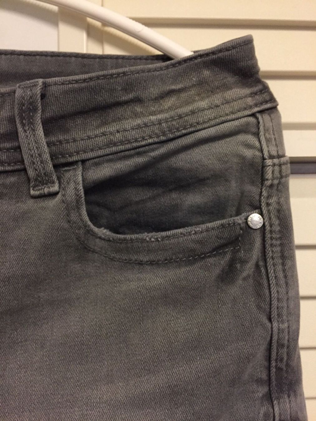 Zara Jeans: Zara Jeans Grösse 36 – Usato da Basel venduto da Robyn20 6