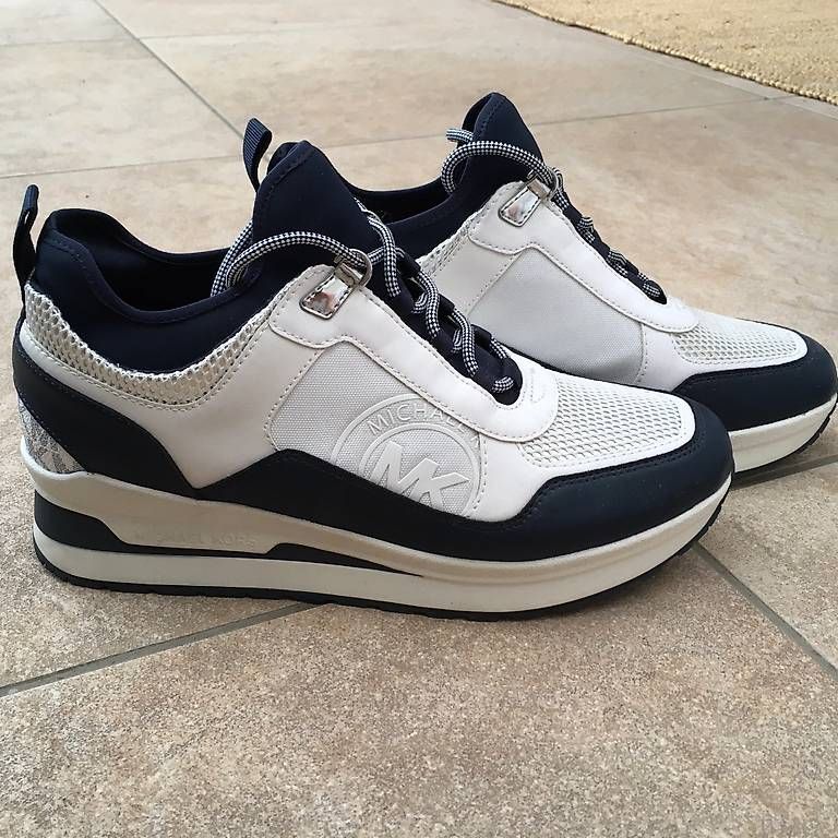 Michael Kors Damenschuhe: Sneakers, Marke Michael Kors, Gr. 41, neu – Neu und originalverpackt aus Bern von antigua13