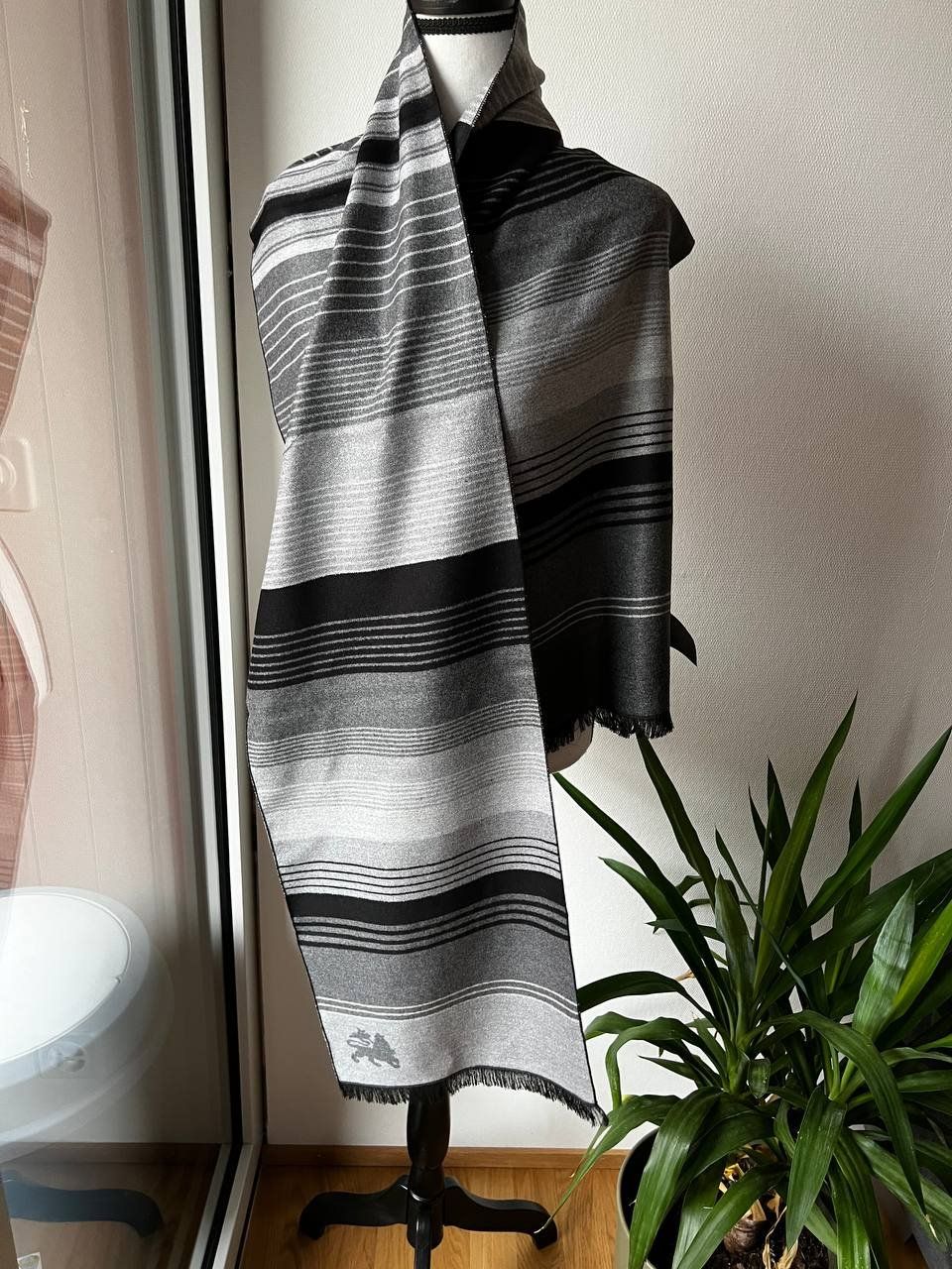 Foulard & Sciarpe: Lerros Schal – Nuovo e nell'imballaggio originale da Riehen venduto da ann_76jw 5