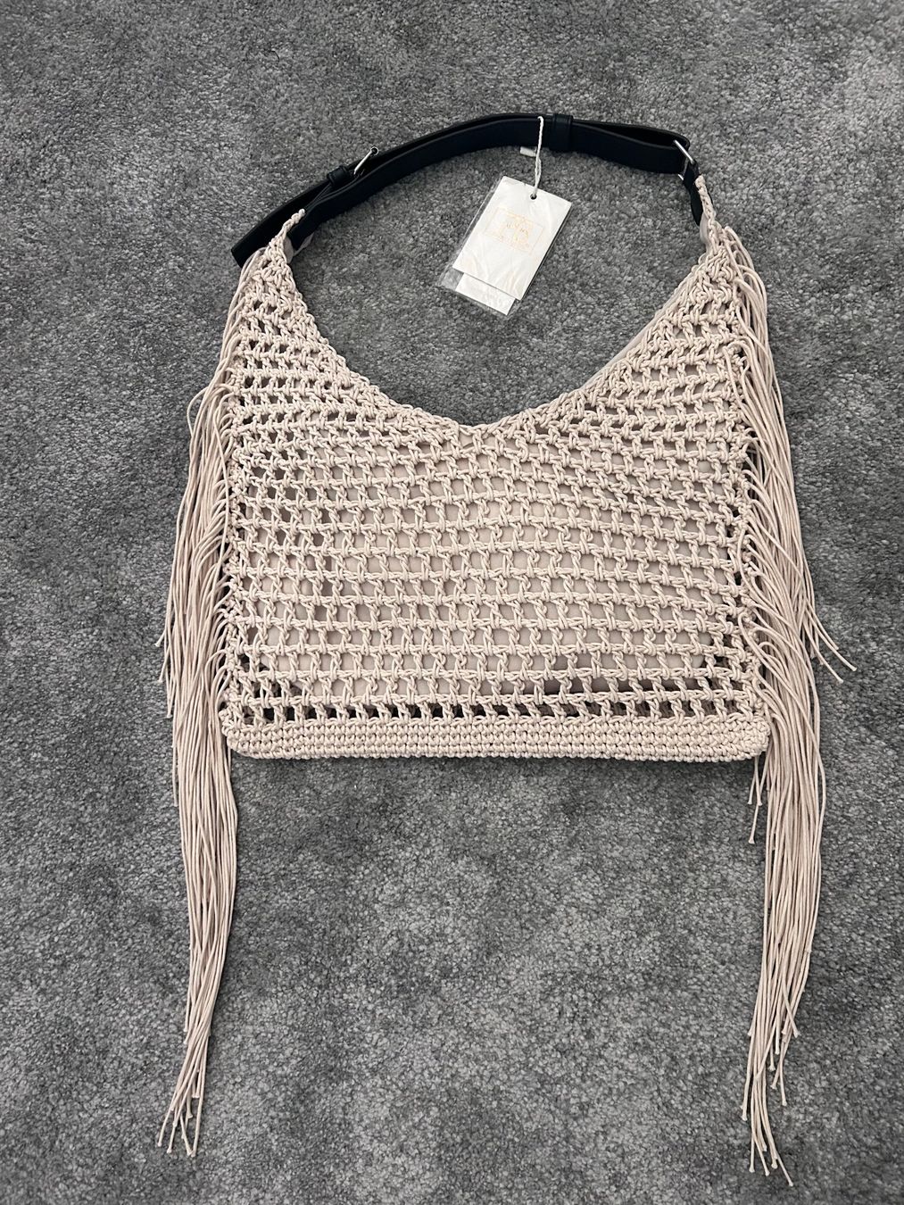Taschen für Damen: Tasche gehäkelt beige mit Fransen, NEU – Neu und originalverpackt aus Zürich von diva1972 1