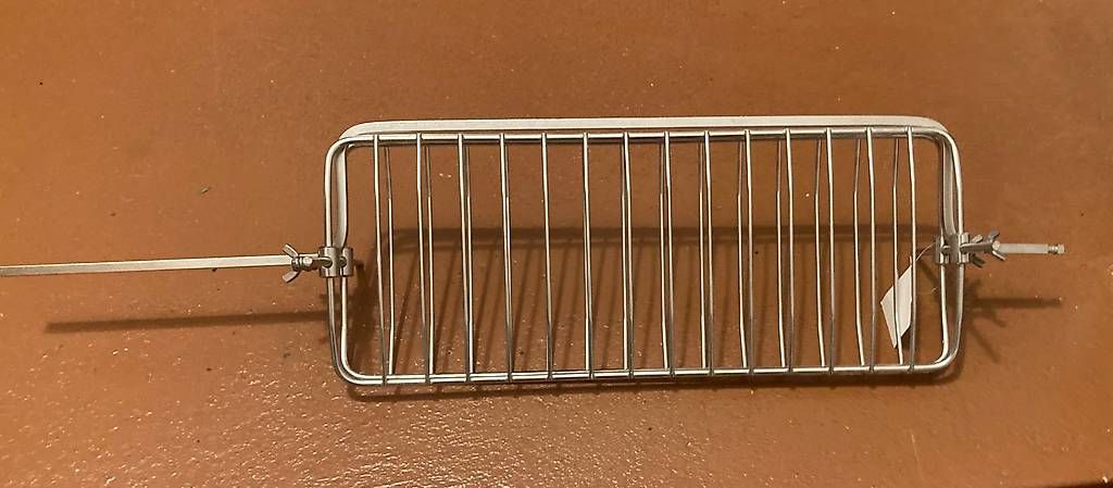 Grills: Grillmotor mit Drehkorb – Gebraucht aus Münchenstein von basie 3