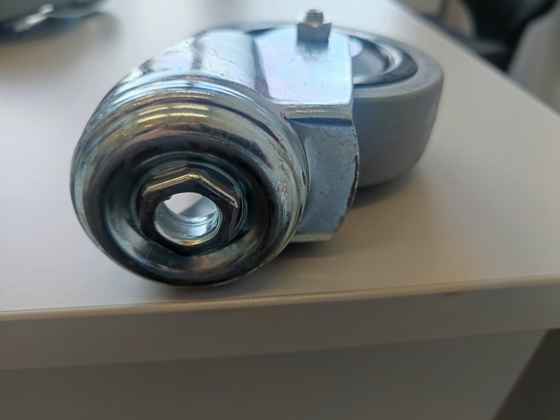 Altro per stoccaggio & trasporto: 4 Stück neue Lenkrollen 100 x 32 – Nuovo e nell'imballaggio originale da Rüthi (Rheintal) venduto da Balty 2