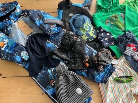 Neue Reima Skianzug & Handschuhe & Mütze & Kleidung & Brille