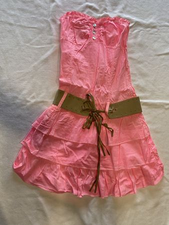 LIQUIDATION Très jolie robe rose avec ceinture taille unique