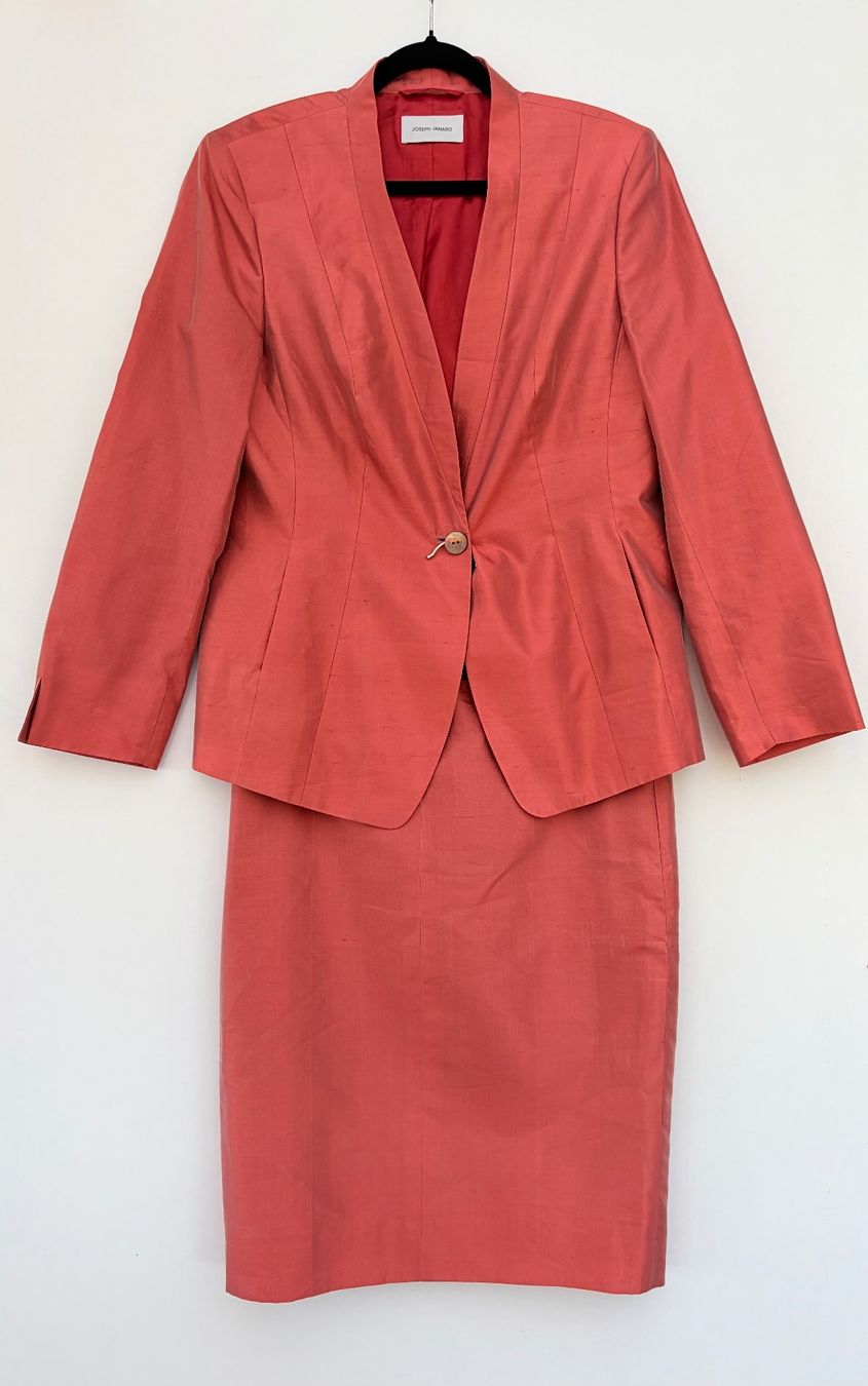 Costumes: Joseph Janard Seide Kostüm Gr.42 – D'occasion à Unterägeri par Jutka_04