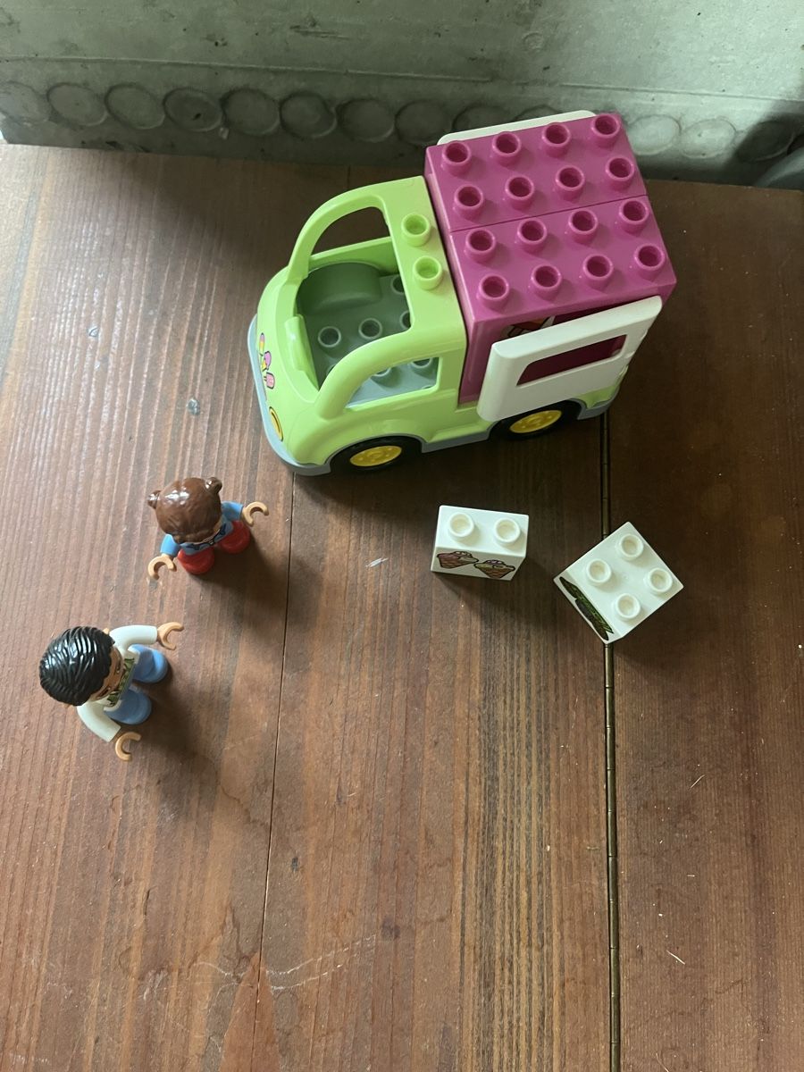 Lego Giocattoli: Lego Duplo Eiswagen 10586 – Usato da Bern venduto da Melaanie 3