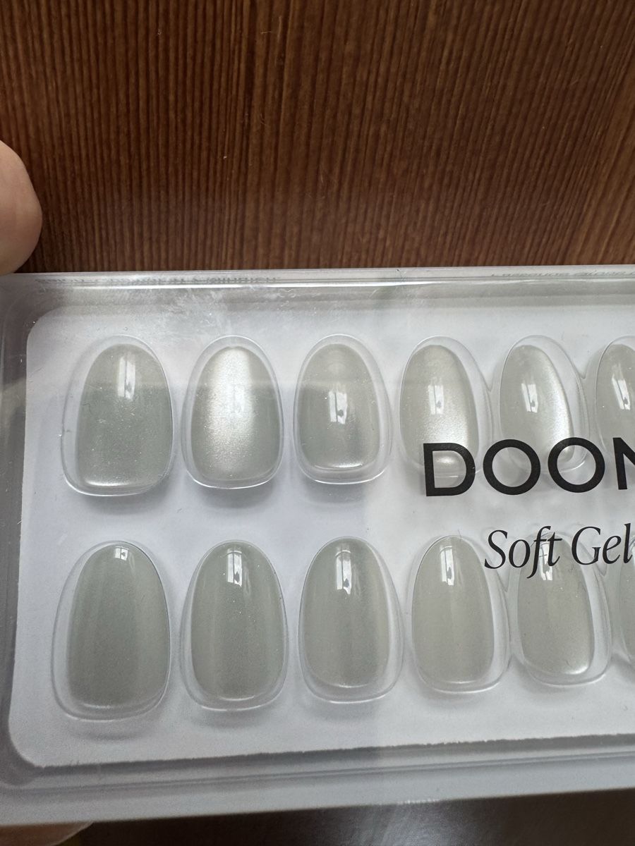 Ongles artificiels: Doonails Cat Eye Nägel  – Neuf avec emballage d'origine à Luzern par wet_7bm6 1