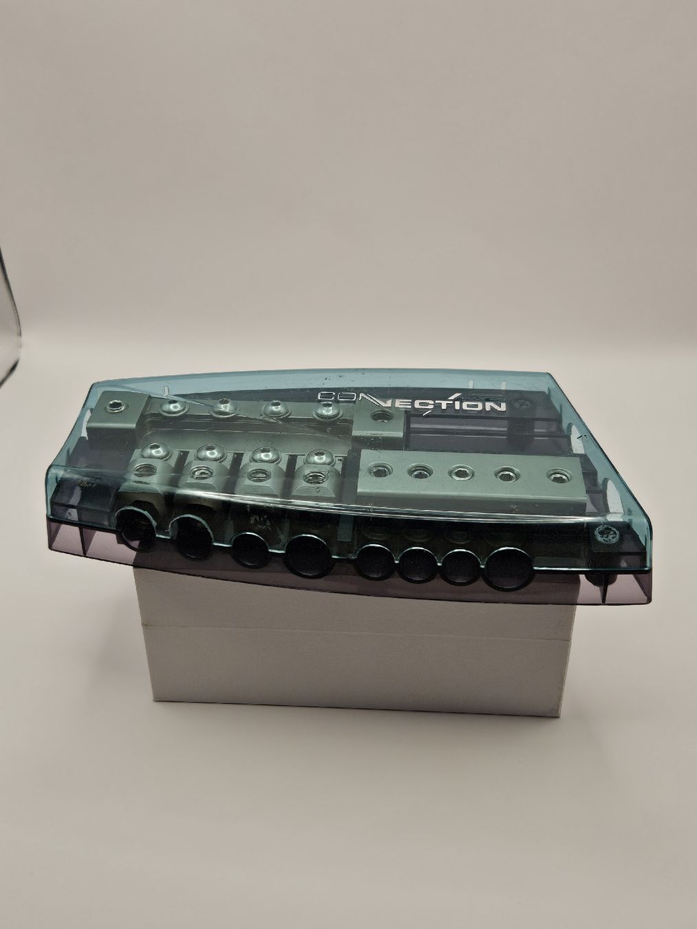 Alimentazione elettrica: Audison Distributore Corrente SFD 41 – Nuovo (secondo la descrizione) da Riazzino venduto da TicinoCarAudio 2