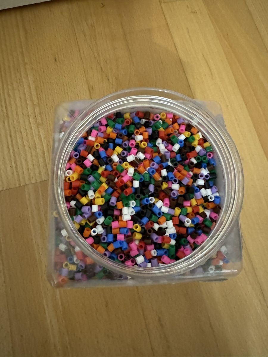Ikea Kits de loisir créatif: Bügelperlen  – D'occasion à zürich par fufinini4 2
