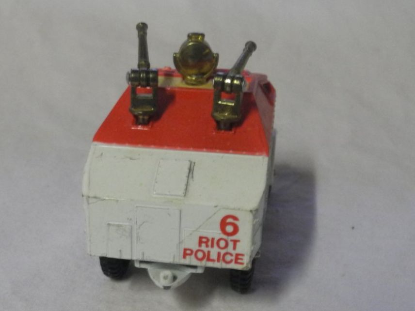 CORGI TOYS QUAD TRACTOR RIOT POLICE SEHR GUT ERHALTEN (Gebraucht) in ...