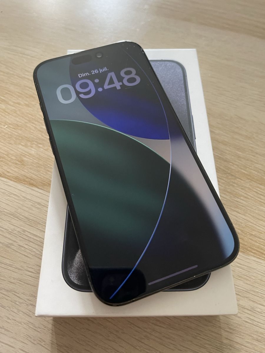 Apple Portables: IPhone 15 pro 128gb – D'occasion à Biel/Bienne par ham_wf9n 1