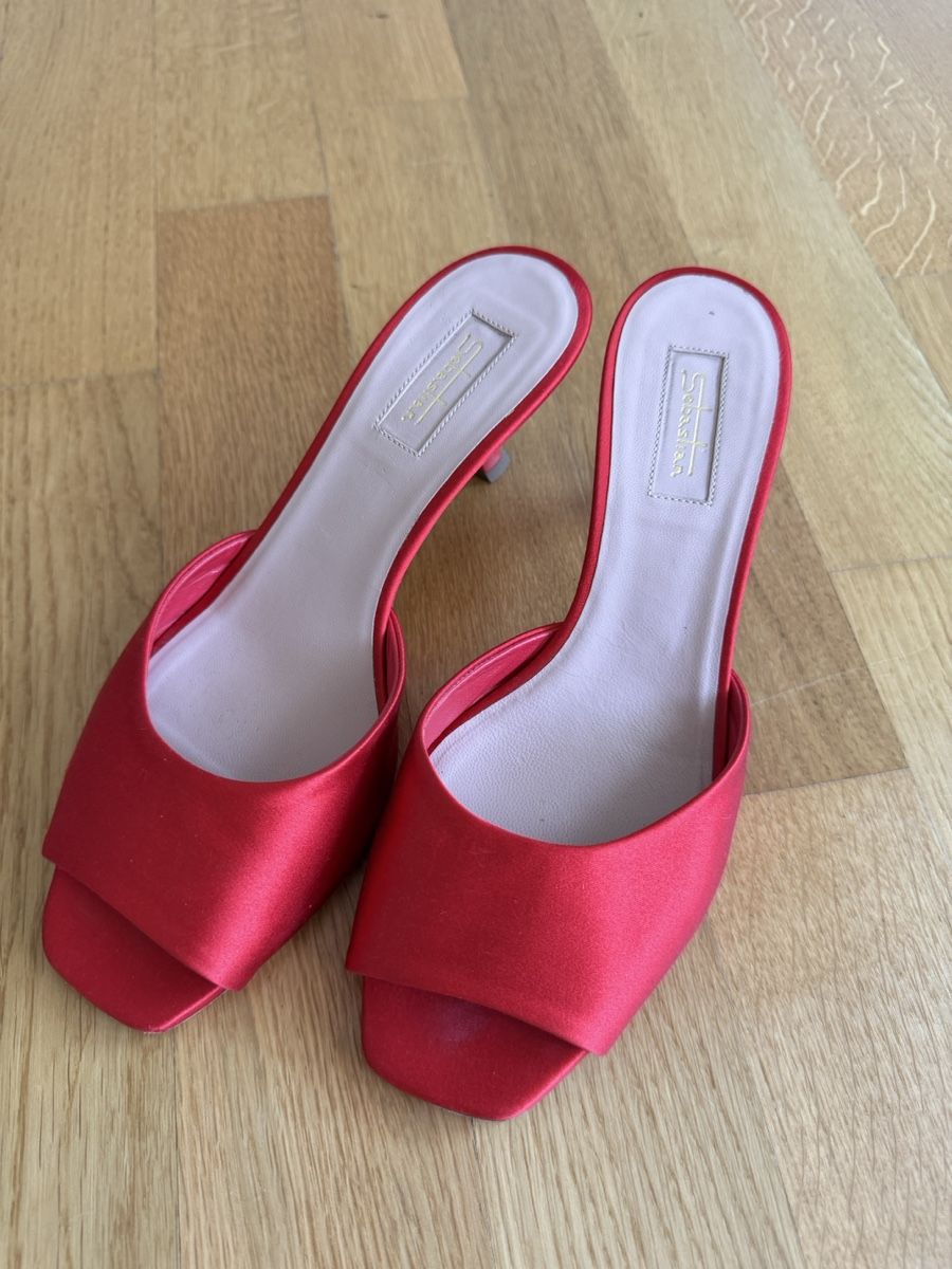 Scarpe da donna: Mules en satin Sebastian – Usato da Genève venduto da luc_5829