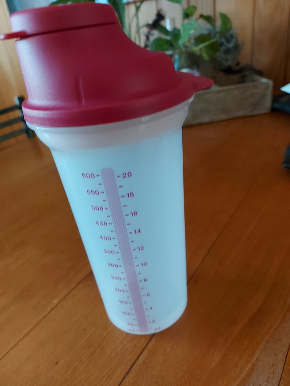 Tupperware Elettrodomestici da cucina: Tuperware Shaker – Usato da Sumiswald venduto da FassBar