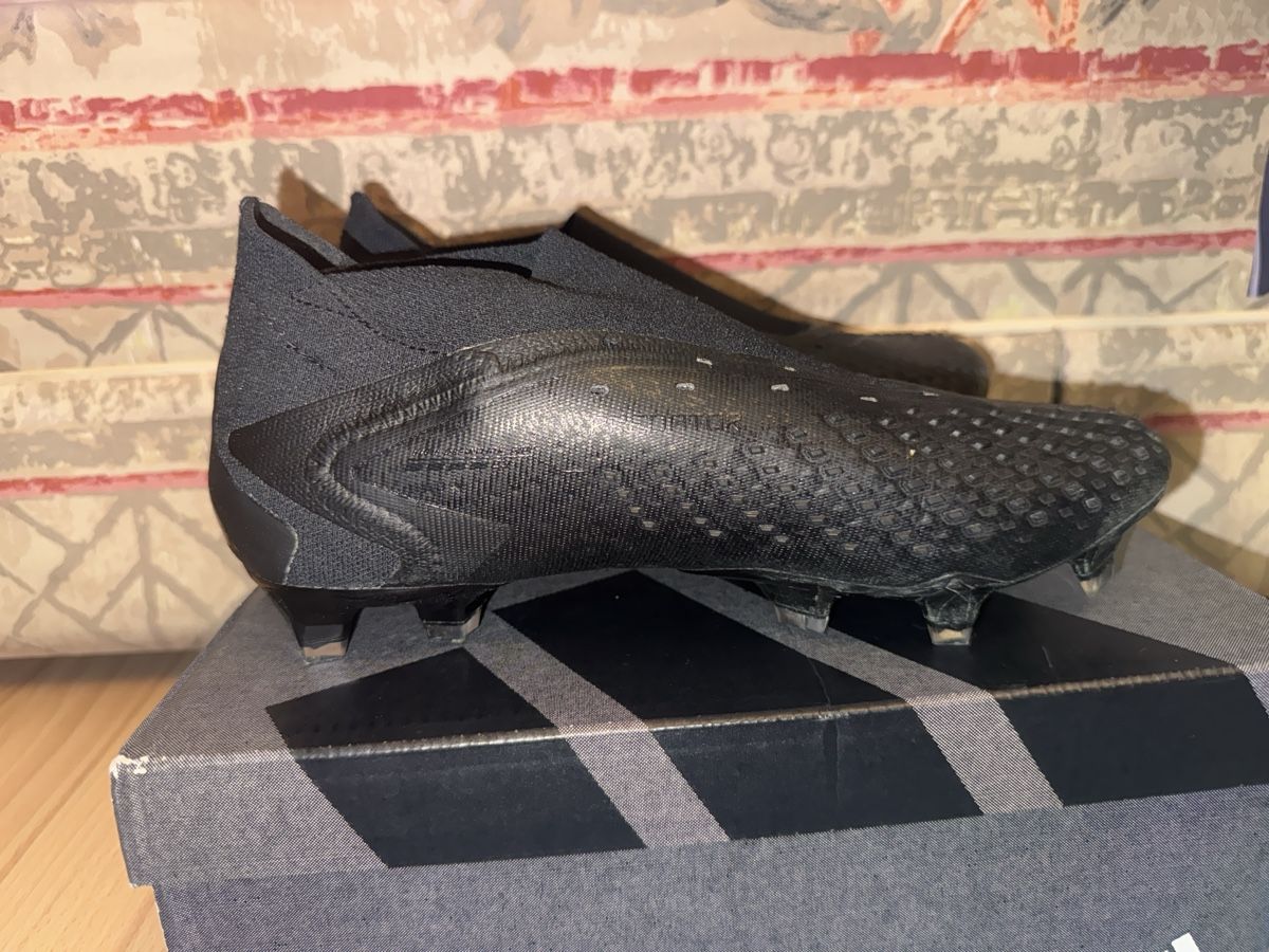 Adidas Herrenschuhe: Adidas Predator Accuracy 38 2/3 – Neu (gemäss Beschreibung) aus Muttenz von Hera.DAL 1