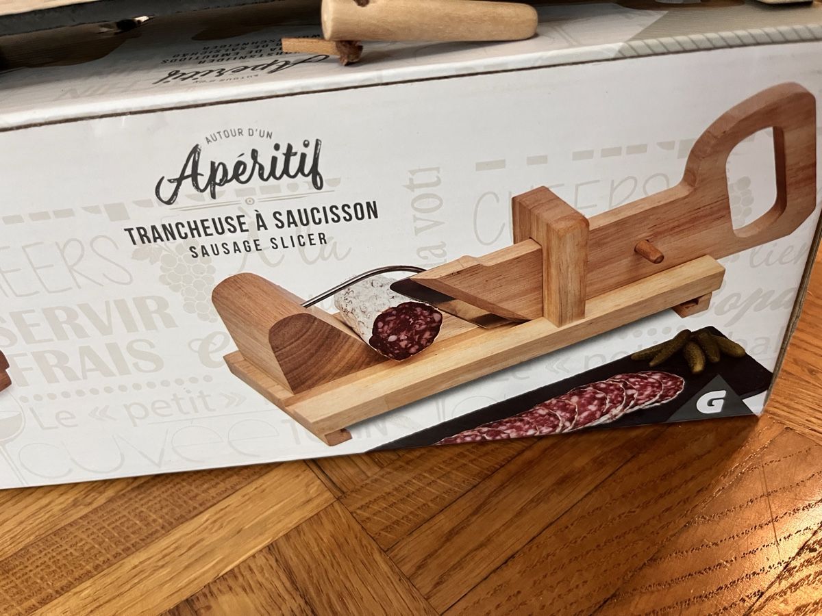 Cucine complete: Trancheuse à saucisson Apéritif en bois massif - NEUF – Nuovo e nell'imballaggio originale da Denges venduto da etoileZ 3