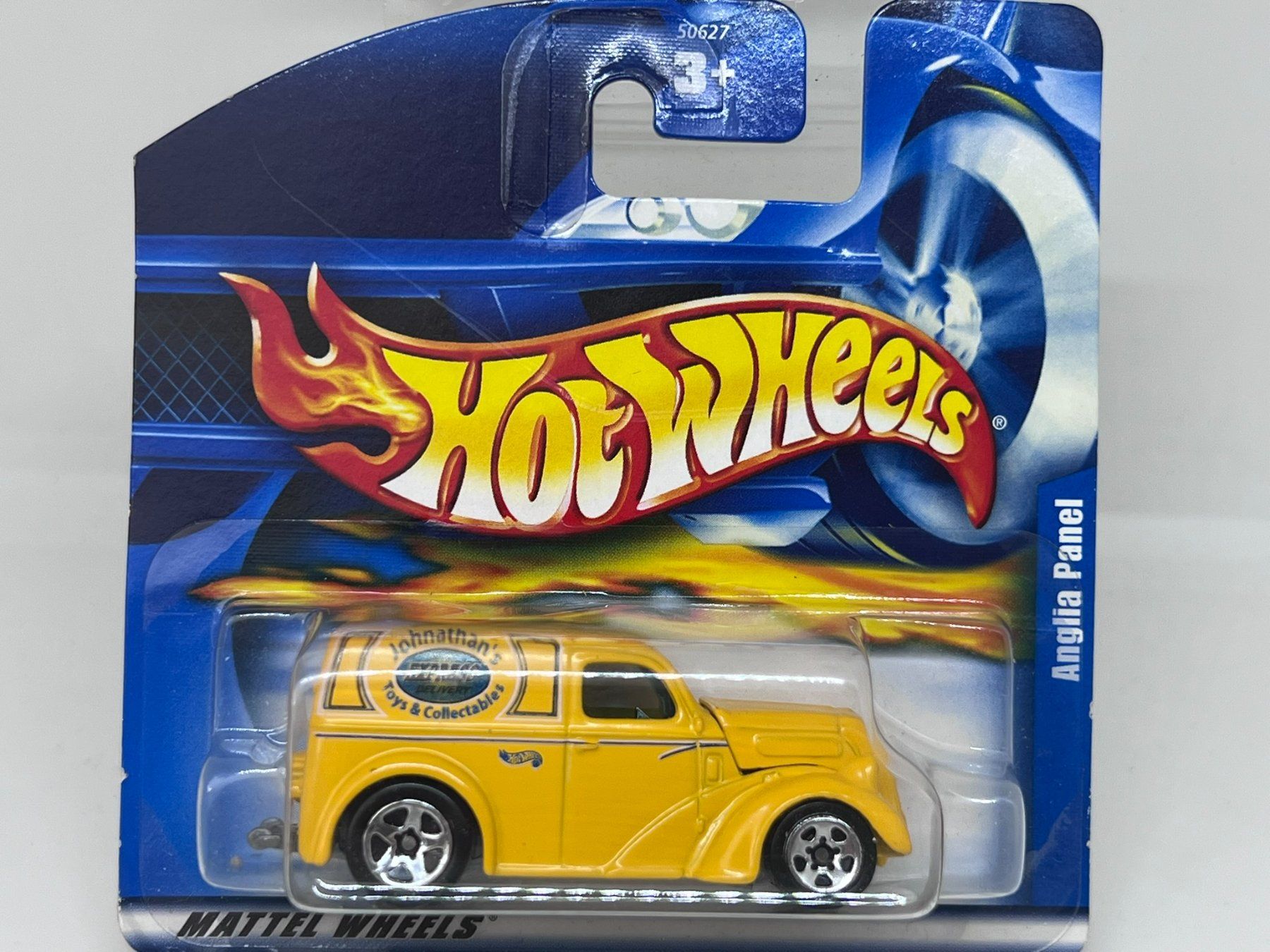 Hot Wheels Modellini d'auto: Hot Wheels Anglia Panel – Nuovo e nell'imballaggio originale da Wildegg venduto da LaaBoutique