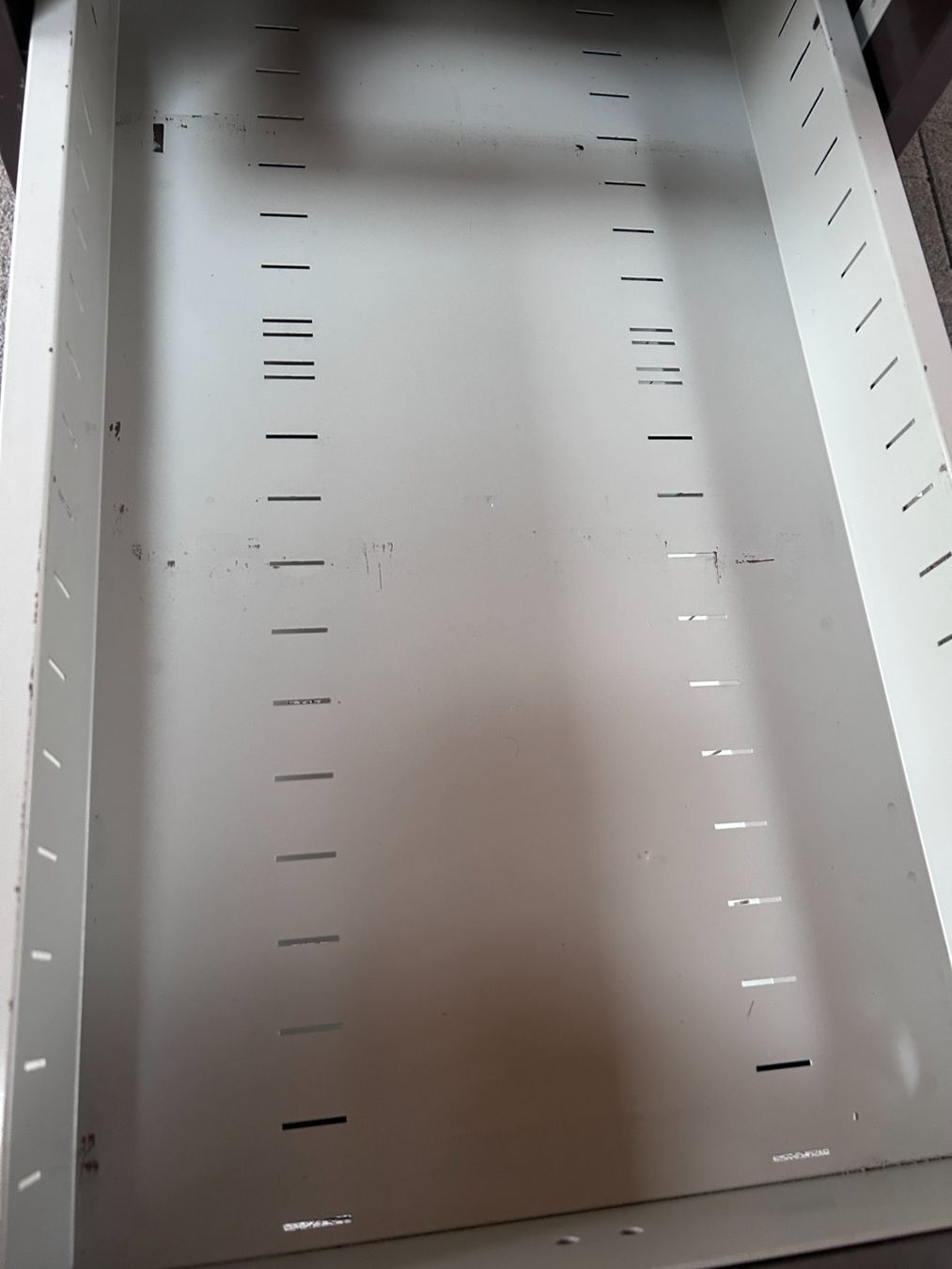 Lista Armadi: Lista Unterstell-Korpus 800mm - ab 1.- – Usato da Schänis venduto da Linth01 3