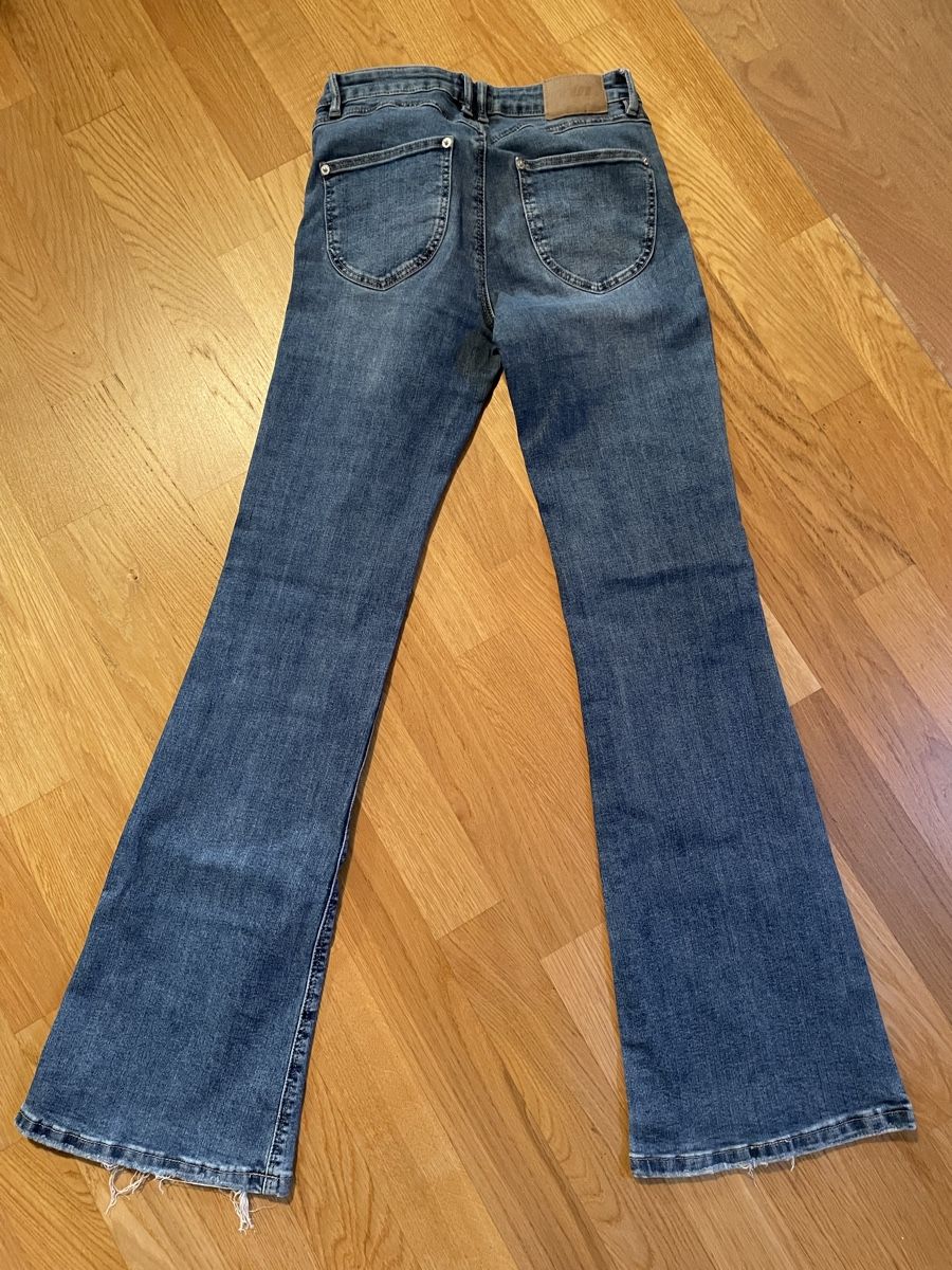 Tally Weijl Pantaloni: Jeans – Nuovo (secondo la descrizione) da Balgach venduto da sei_s6d7 1