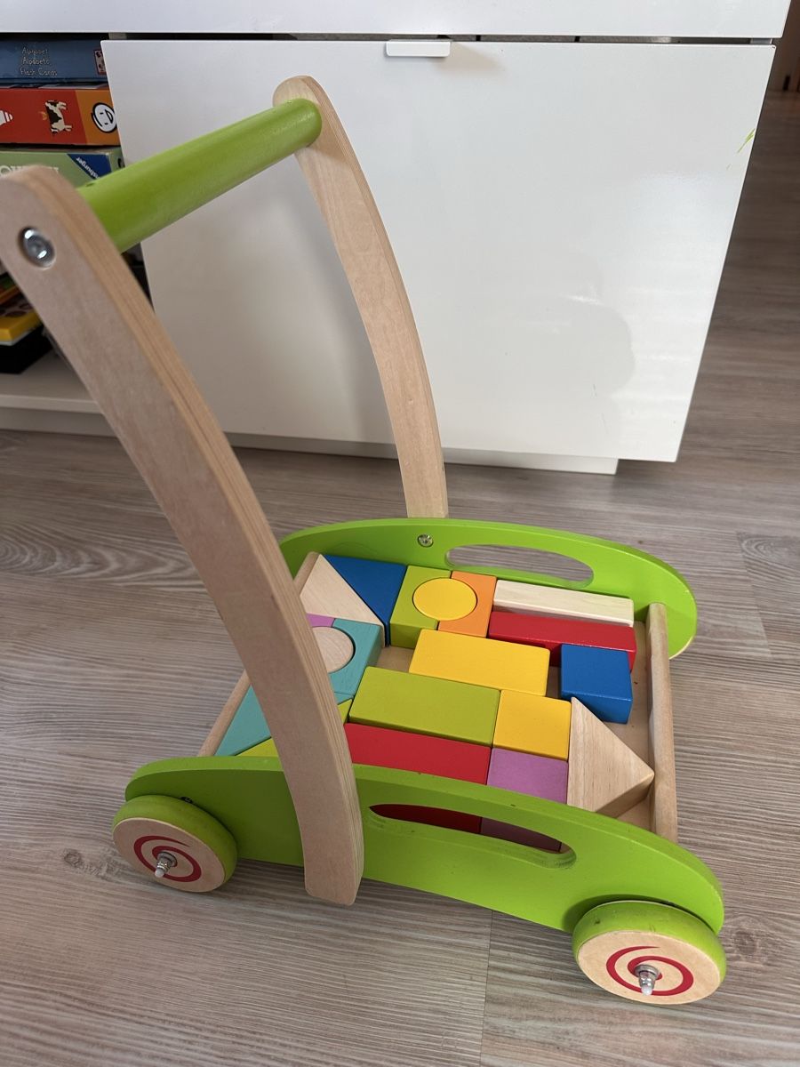 Hape Giocattoli: Hape push cart – Usato da Zürich venduto da dia_ykh2 1