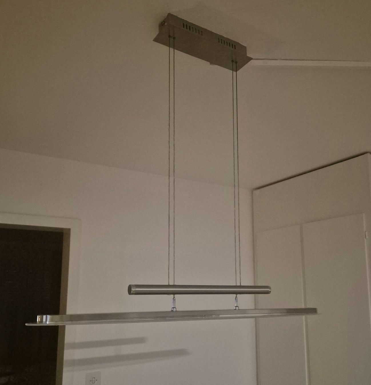 Lampadari & plafoniere: Moderne LED-Hängelampe – Usato da Mellingen venduto da Loewe2006 1
