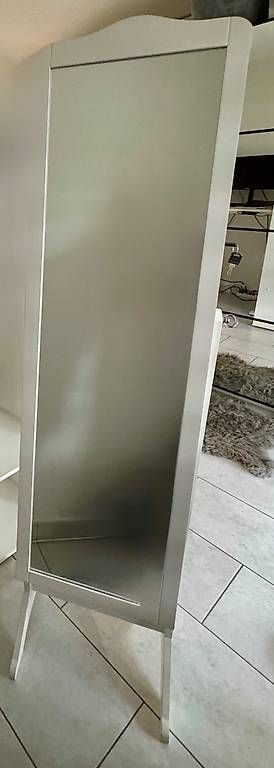Armadietti a specchio: Schmuckspiegelschrank – Usato da Thun venduto da ang_f9rw 2