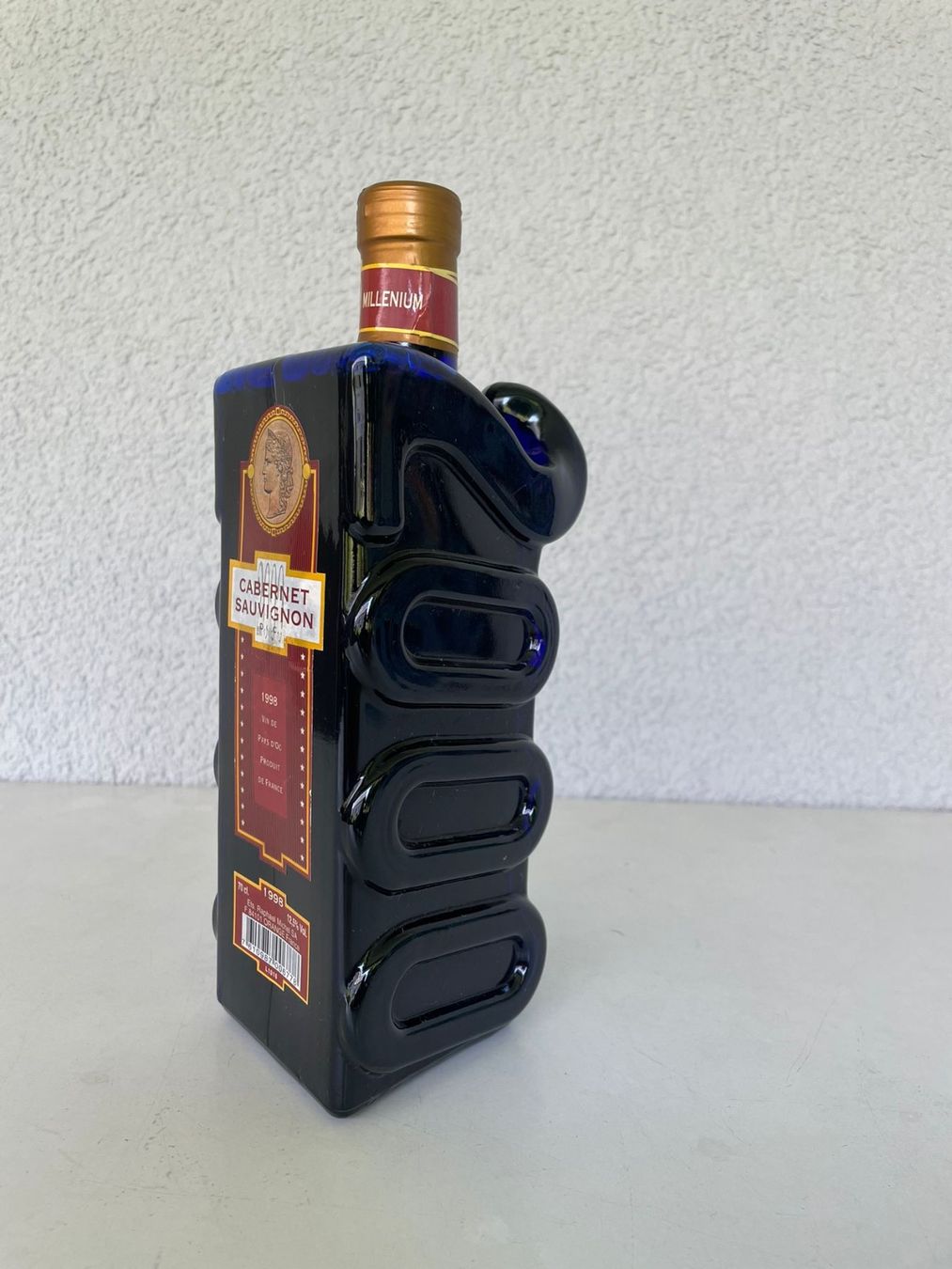 Vino: Cabernet Sauvignon 2000 Millenium Flasche – Nuovo (secondo la descrizione) da Luzern venduto da Frisi77 1