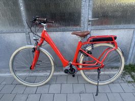 Cube Damen E-Bike mit Bosch Motor nur 507 km