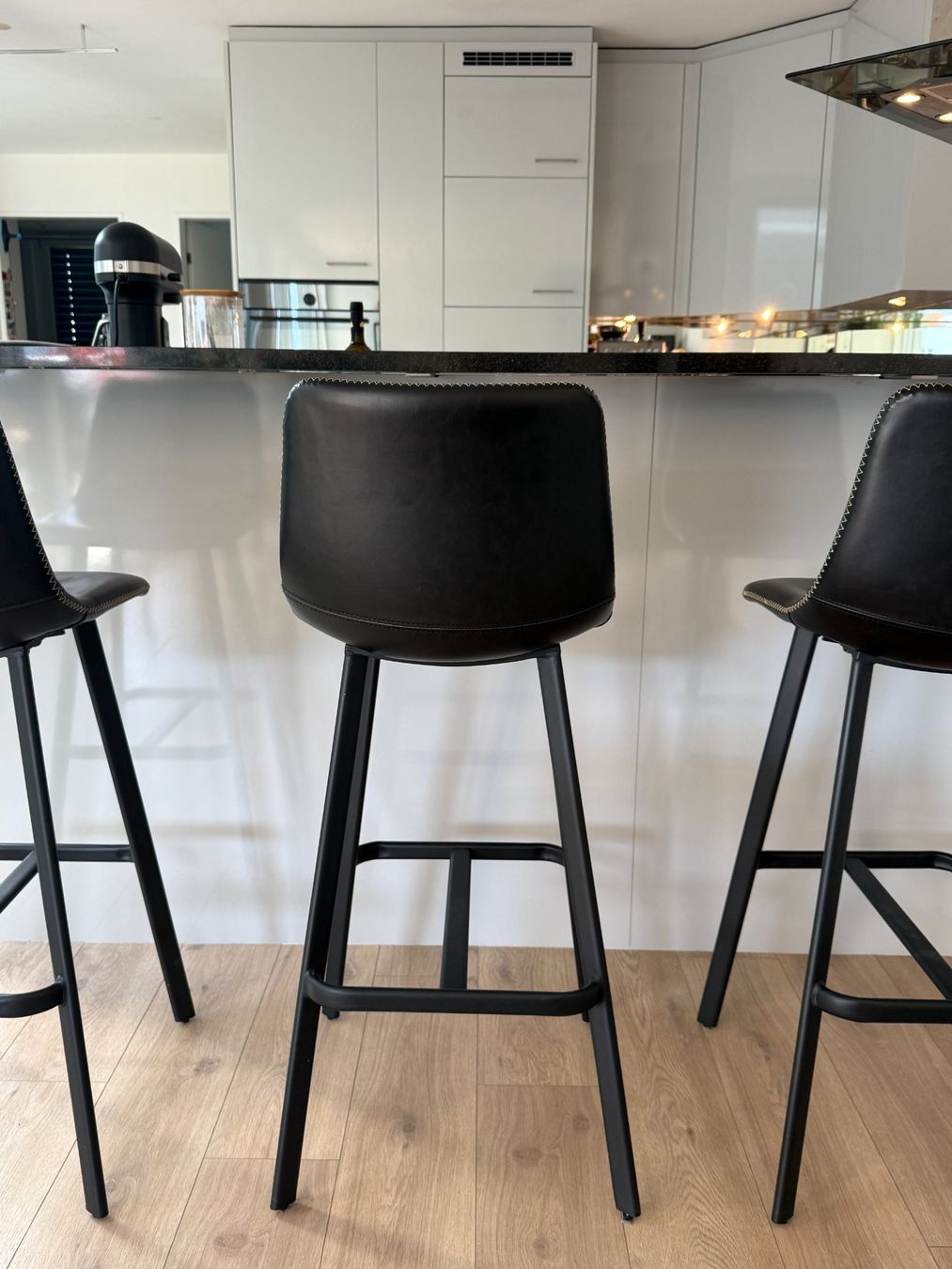 Sgabelli: Barhocker 3er Set Schwarz Kunstleder Metall – Usato da Unterengstringen venduto da tob_7bhx 1