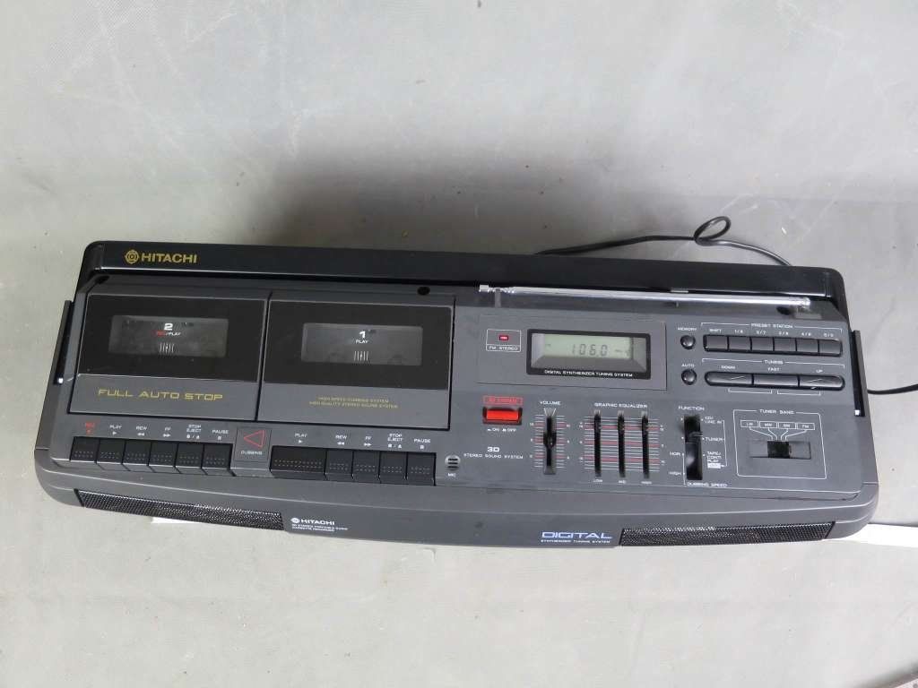 Hitachi Radio: Vintage Hitachi TRK-3D35E – Difettoso da Zürich venduto da 1.Simon 4