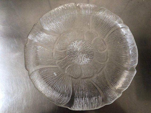 Teller: Glasteller gross – Gebraucht aus Adliswil von MyButterfly