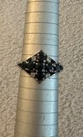 Schöner Silberring mit Strass