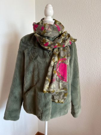 Kunstfelljacke in Olivgrün Gr.  L und Schal