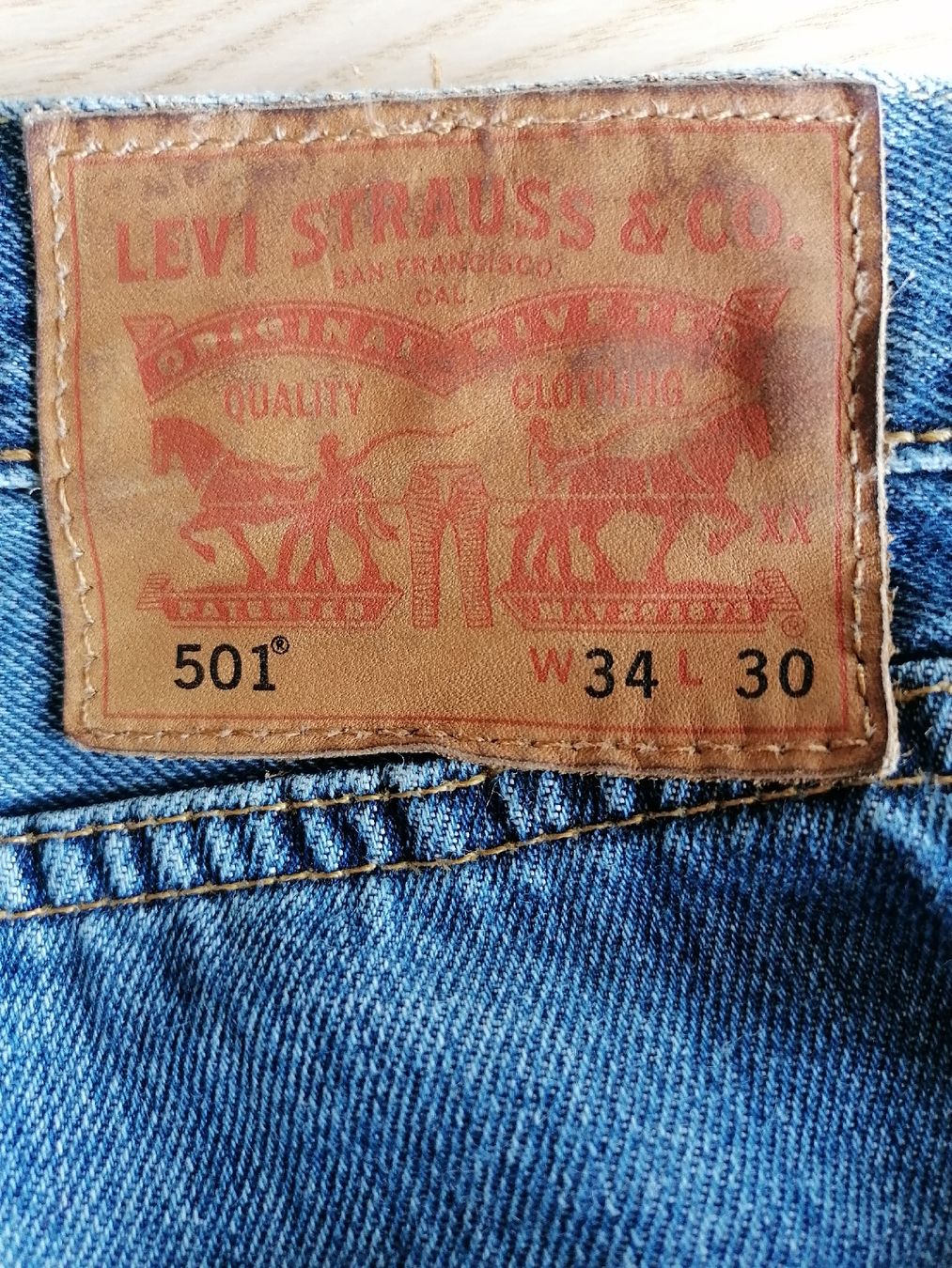 Levi's Jeans: Jeans Levi's W34/L30 – Usato da Bretigny-Morrens venduto da solveiga 1