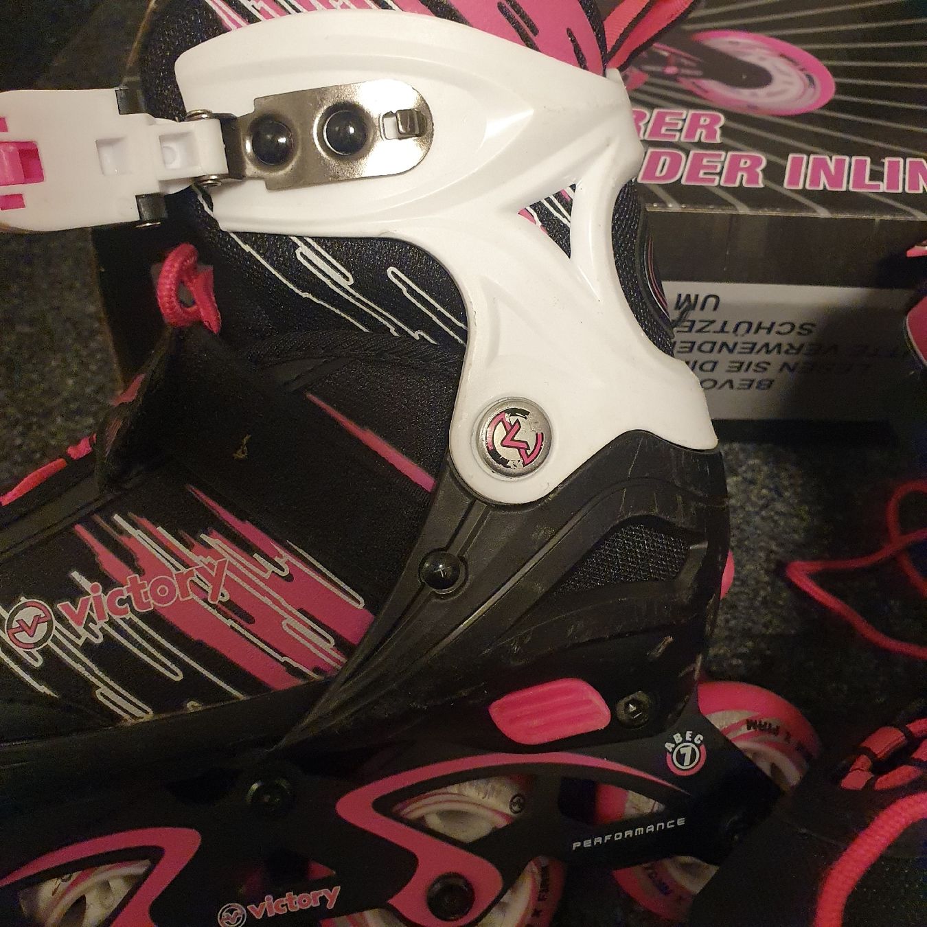 Victory Pattini in linea & Pattini a rotelle: inlineskates victory 33-36 – Usato da Dietikon venduto da alanda01 4