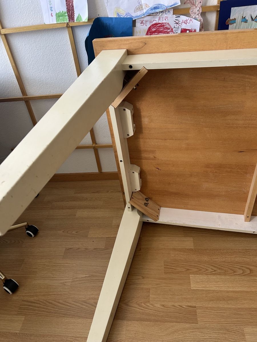 Tavoli: Esstisch – Usato da Zürich venduto da 12np21 7