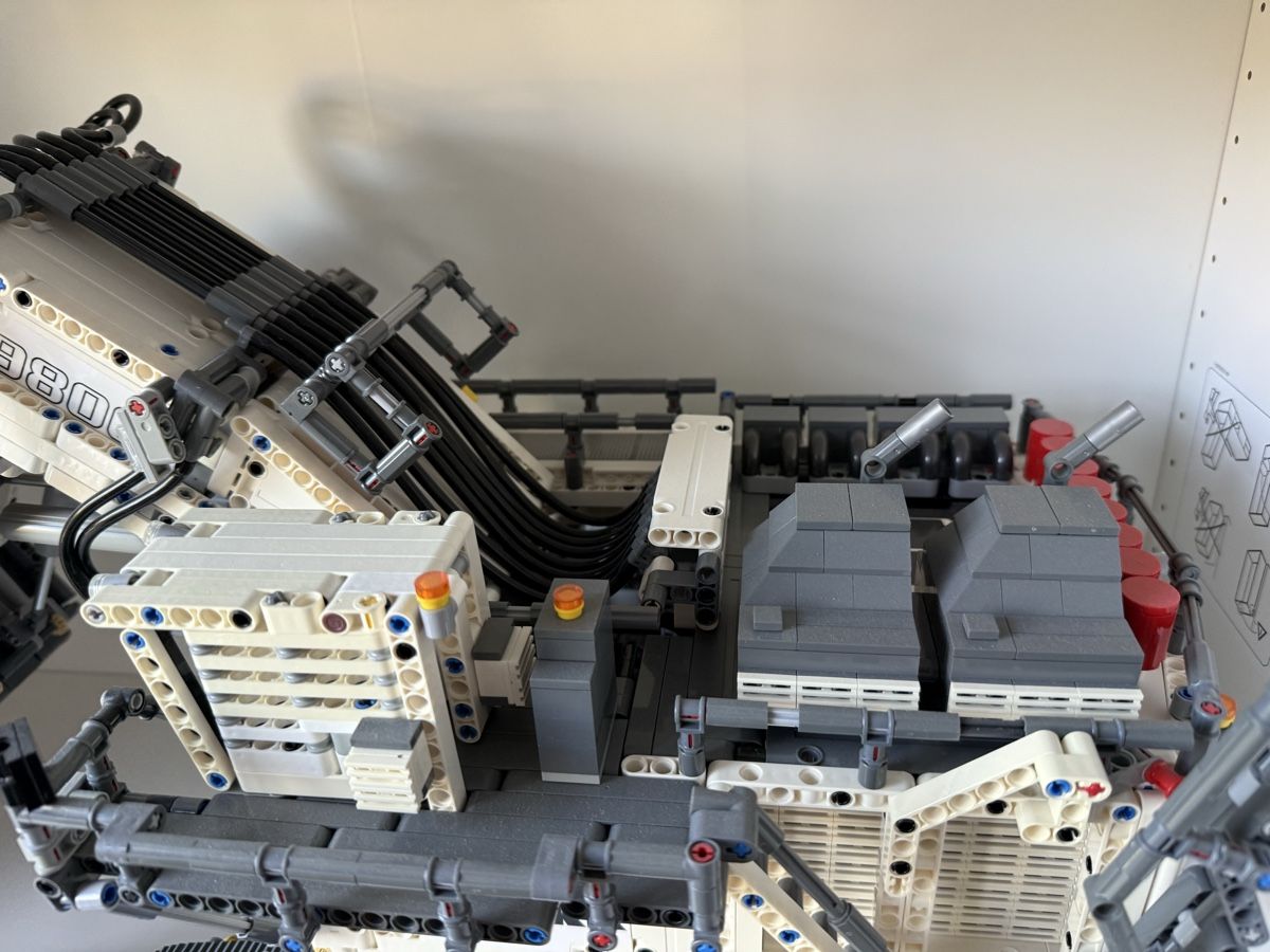 Lego Kit di costruzioni: LEGO Technic Liebherr 9800 42100 Excavator, monté, parfait é – Usato da Bulle venduto da fra_7wng 4