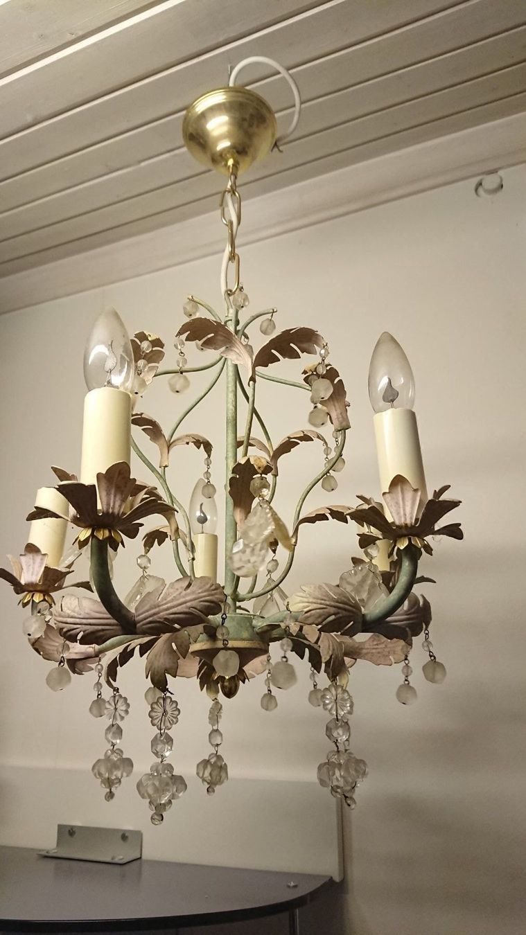 Lampade: Wunderschöner Leuchter – Usato da Basel venduto da regnam