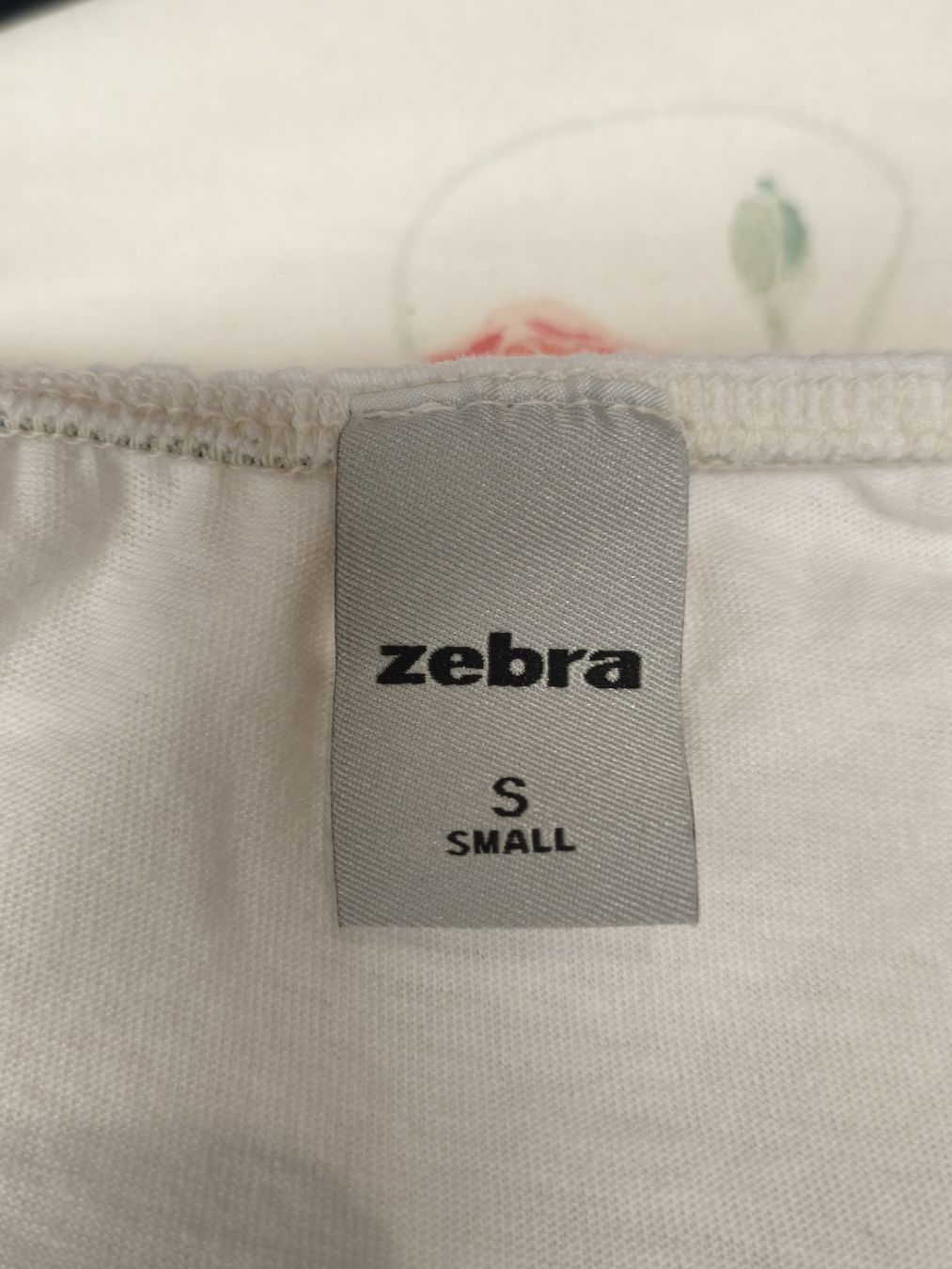 Zebra Kleider: Zebra Kleid Sommerkleid weiss Grösse S – Gebraucht aus Emmetten von SecondhandSiska 3