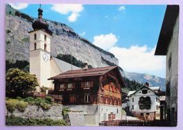 Flims, Dorfpartie mit Flimserstein
