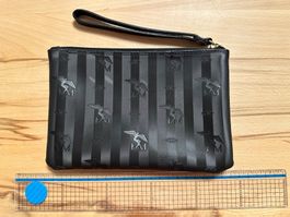 Original Maison Mollerus Pochette mit Bändel (goldene Verz)